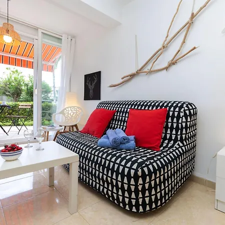 Apartment Paradis Playa By Interhome La Pineda
